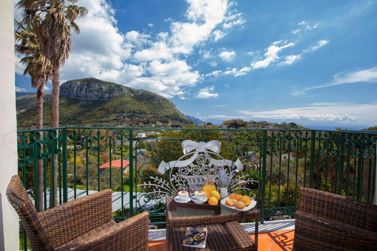 Nastro Azzurro Resort ปิอาโนดิซอร์เรนโต ภายนอก รูปภาพ