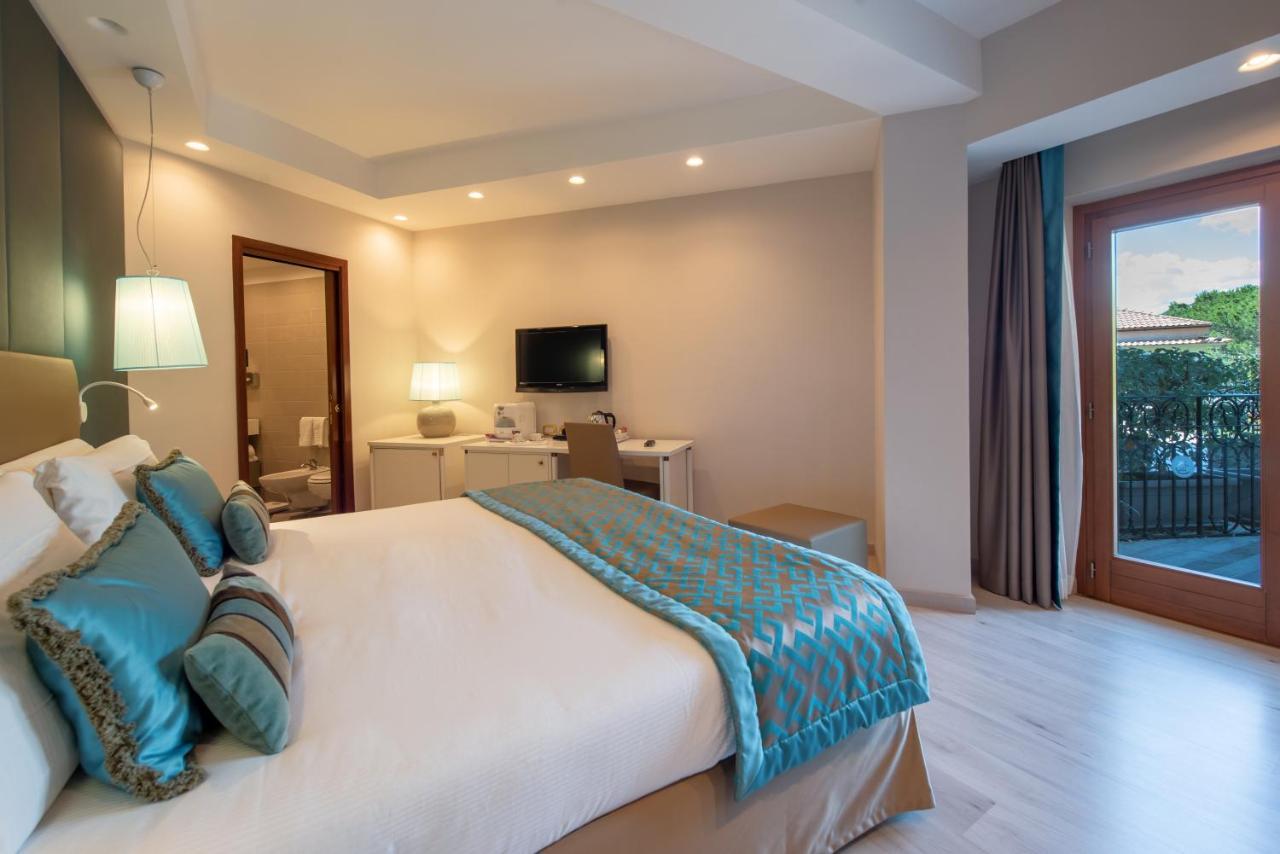 Nastro Azzurro Resort ปิอาโนดิซอร์เรนโต ภายนอก รูปภาพ
