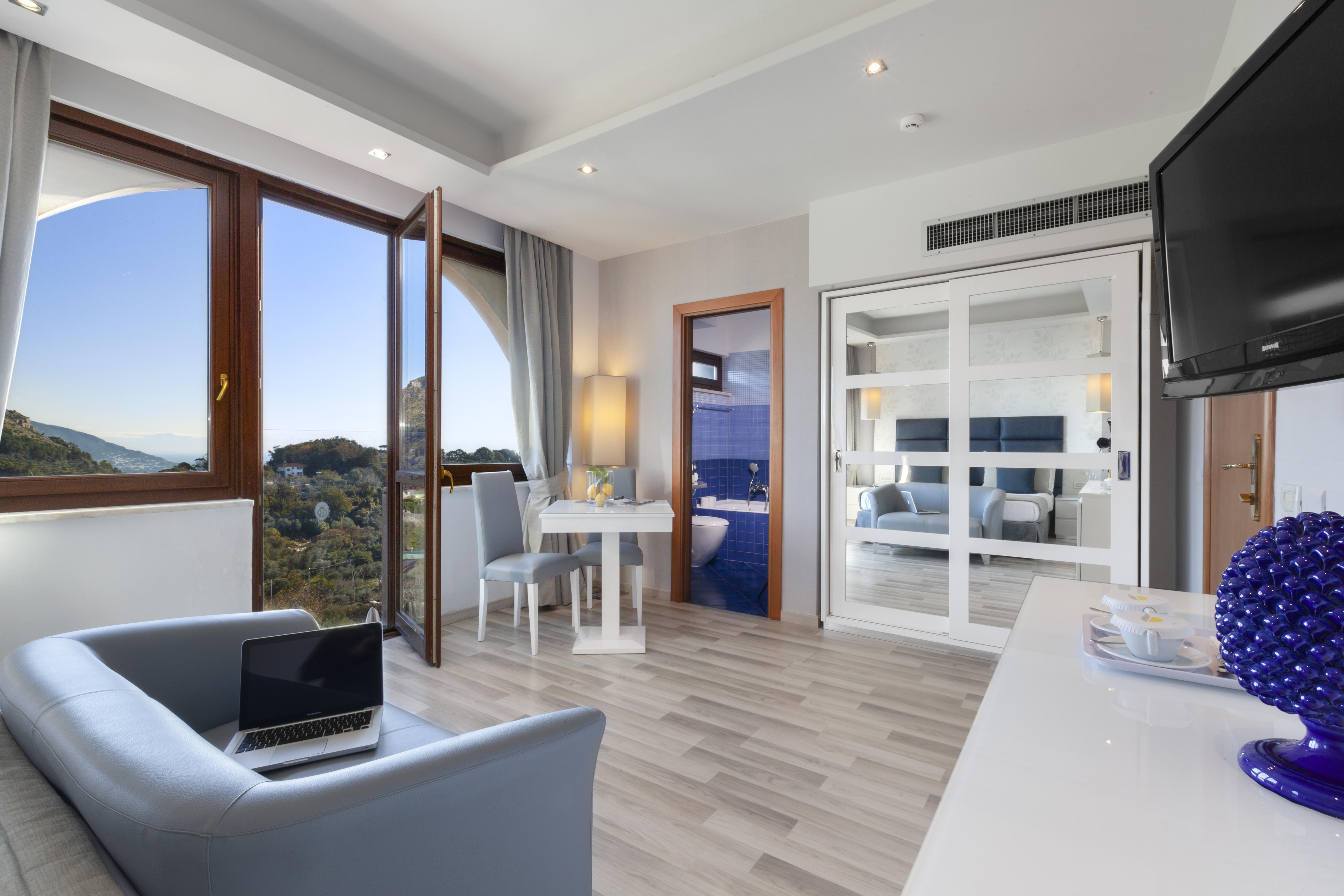 Nastro Azzurro Resort ปิอาโนดิซอร์เรนโต ภายนอก รูปภาพ