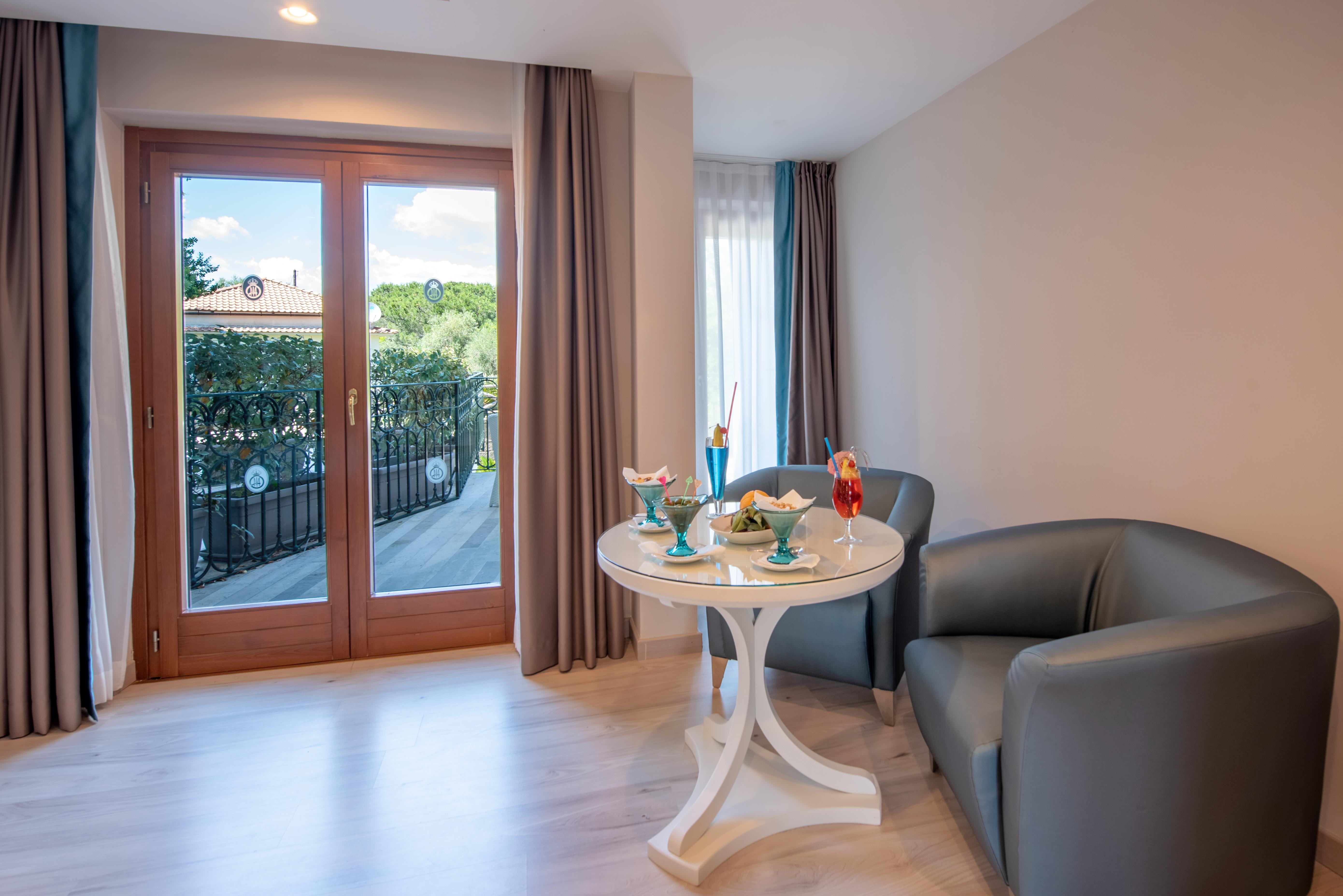Nastro Azzurro Resort ปิอาโนดิซอร์เรนโต ภายนอก รูปภาพ