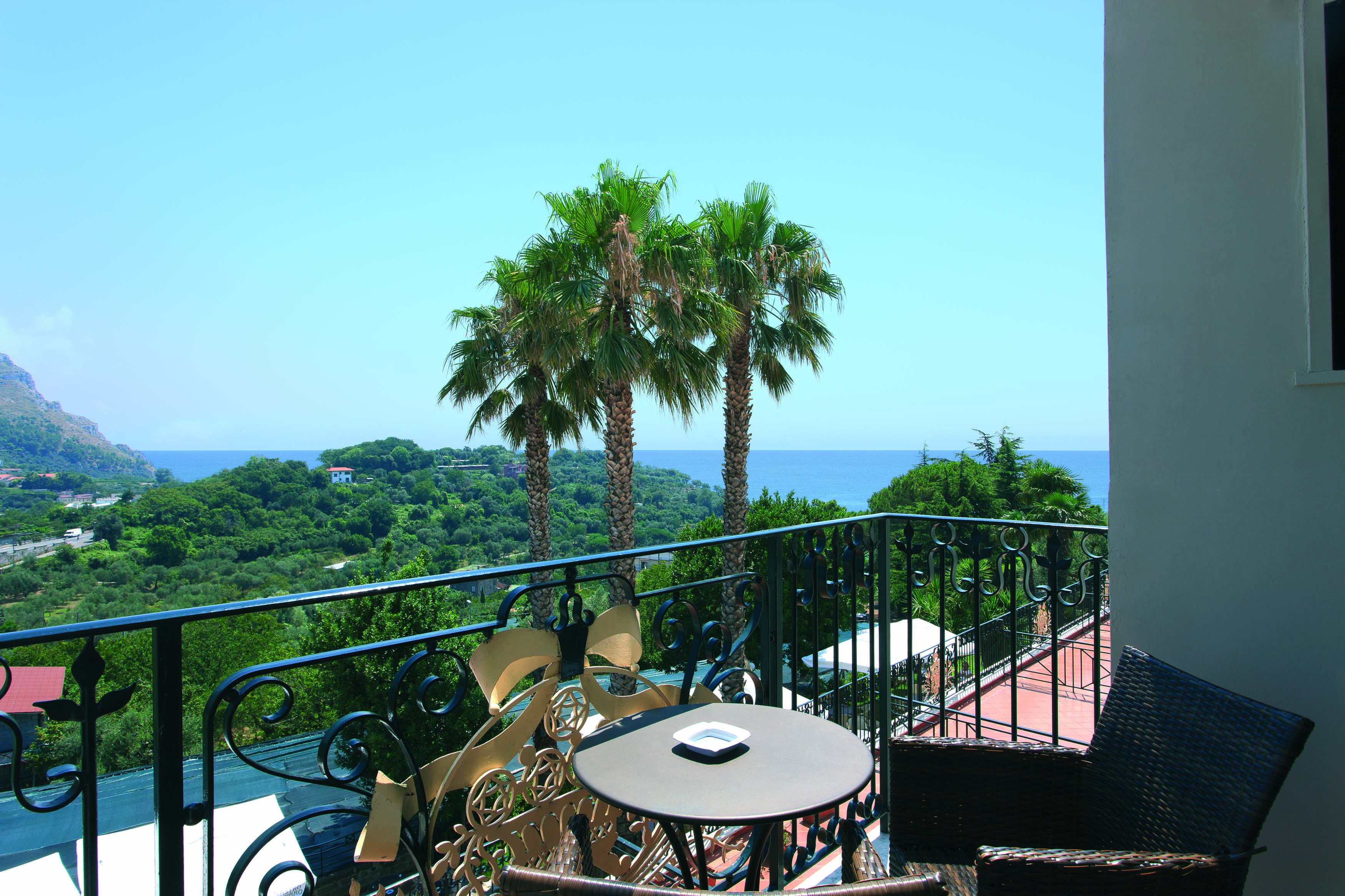 Nastro Azzurro Resort ปิอาโนดิซอร์เรนโต ภายนอก รูปภาพ